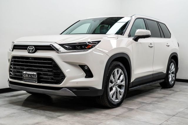 2024 Toyota Grand Highlander Limited AWD - 23012755 - 6