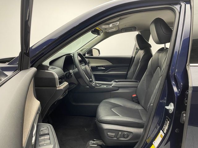 2024 Toyota Grand Highlander Limited AWD - 22954591 - 11