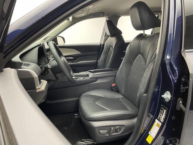 2024 Toyota Grand Highlander Limited AWD - 22954591 - 12