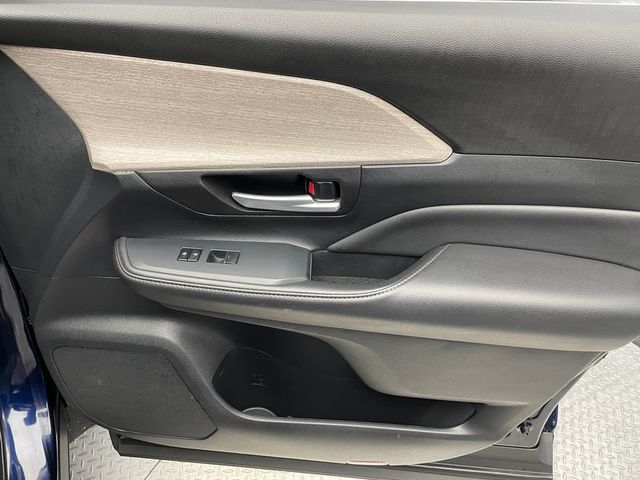 2024 Toyota Grand Highlander Limited AWD - 22954591 - 14