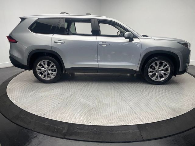 2024 Toyota Grand Highlander Limited AWD - 23010305 - 3