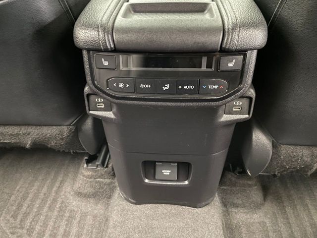 2024 Toyota Grand Highlander Limited AWD - 23015926 - 37