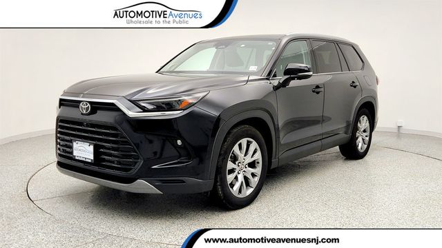 2024 Toyota Grand Highlander Limited AWD with Panoramic View Camera - 22984967 - 0