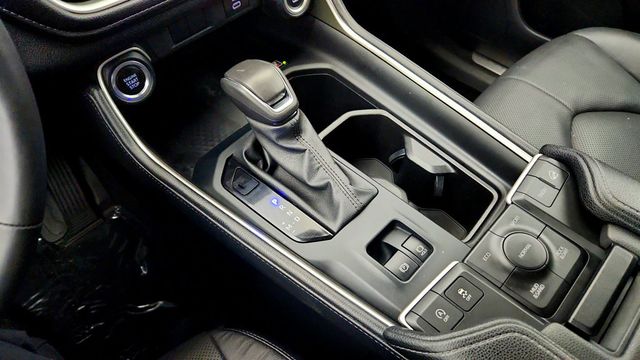2024 Toyota Grand Highlander Limited AWD w/ Panoramic Roof - 23030977 - 15