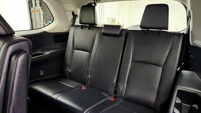 2024 Toyota Grand Highlander Limited AWD w/ Panoramic Roof - 23030977 - 20
