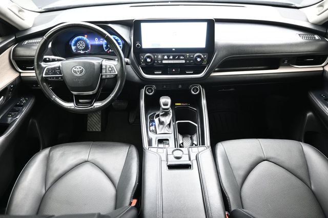 2024 Toyota Grand Highlander Limited FWD - 23020412 - 11