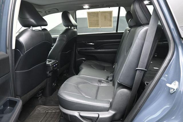 2024 Toyota Grand Highlander Limited FWD - 23020412 - 8
