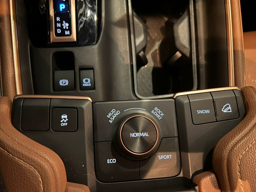 2024 Toyota Grand Highlander LocalTrade/Hybrid/MAX Platinum/Htd&CldSeats/PanoRoof/AdapCruise - 23021741 - 19