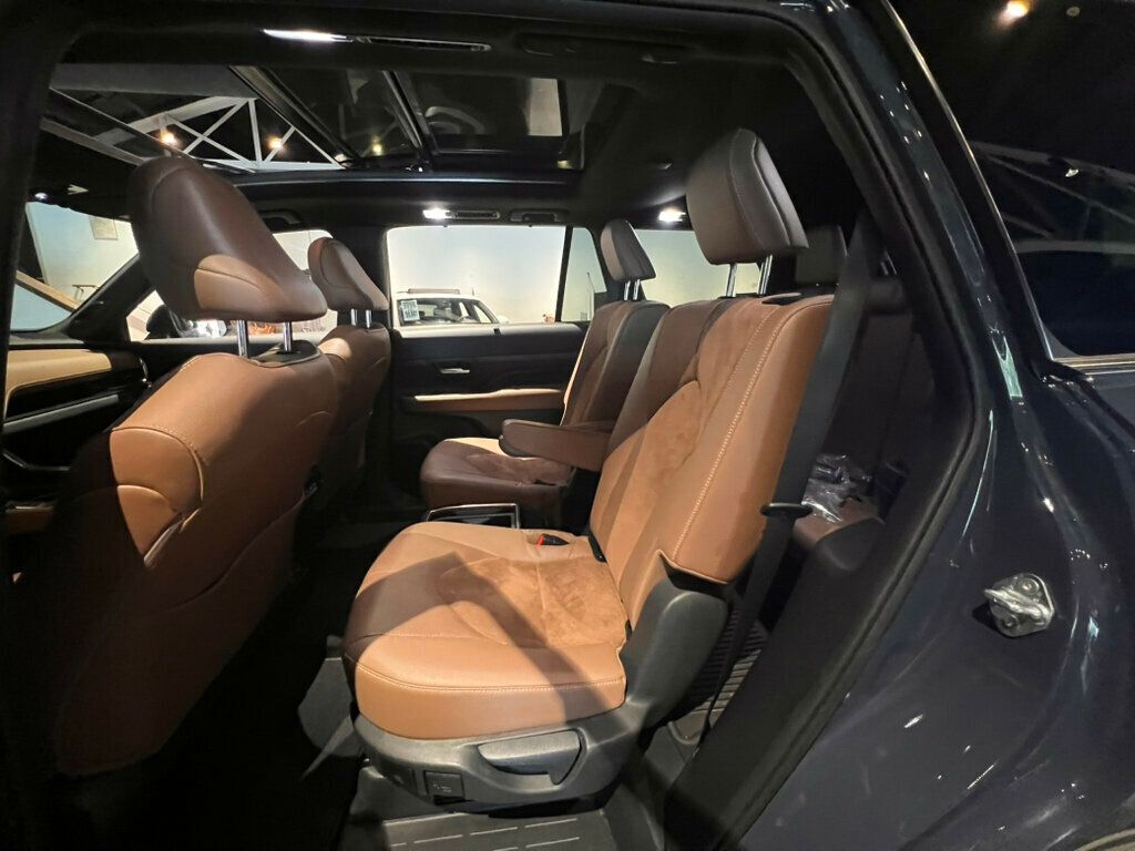 2024 Toyota Grand Highlander LocalTrade/Hybrid/MAX Platinum/Htd&CldSeats/PanoRoof/AdapCruise - 23021741 - 22