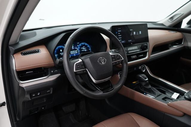 2024 Toyota Grand Highlander Platinum - 23076671 - 13