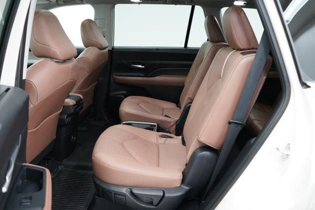 2024 Toyota Grand Highlander Platinum - 23076671 - 43