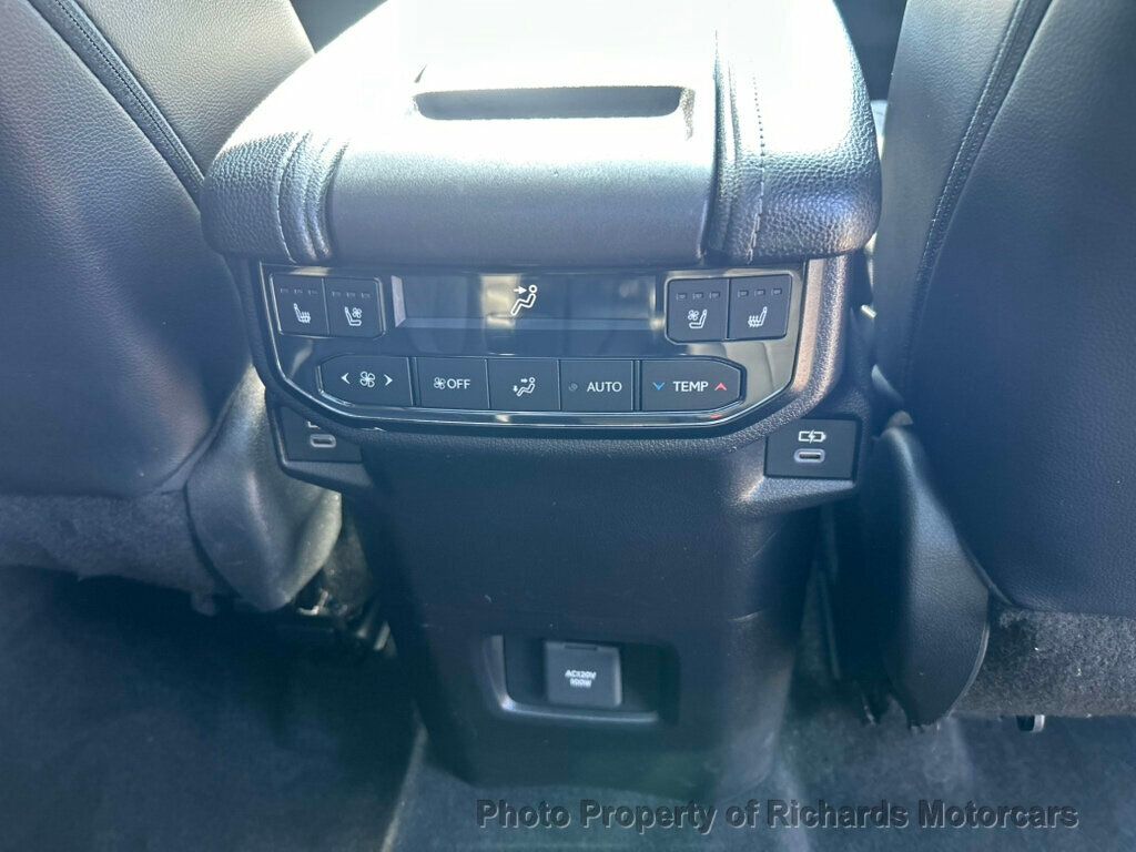 2024 Toyota Grand Highlander Platinum AWD - 23057254 - 22
