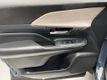 2024 Toyota Grand Highlander Platinum AWD - 22975363 - 11