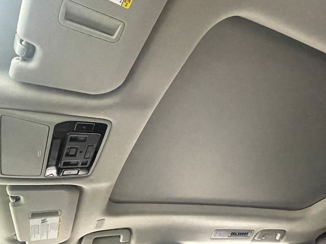 2024 Toyota Grand Highlander Platinum AWD - 22975363 - 34