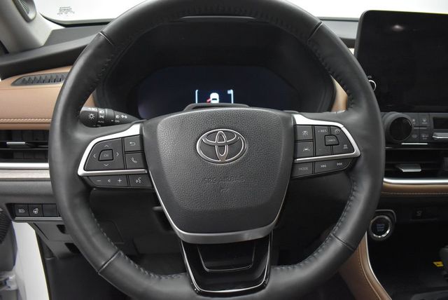 2024 Toyota Grand Highlander Platinum AWD - 23023897 - 16