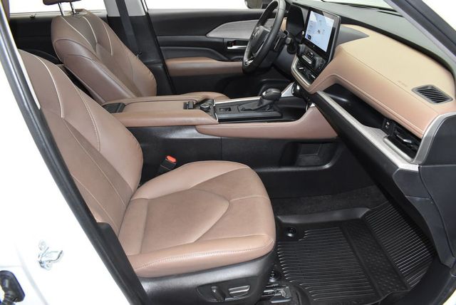 2024 Toyota Grand Highlander Platinum AWD - 23023897 - 23