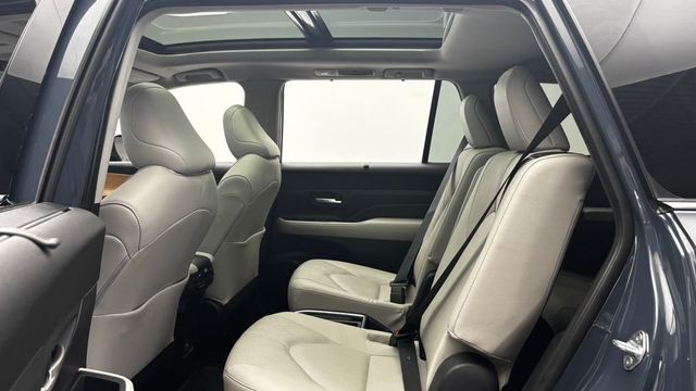2024 Toyota Grand Highlander Platinum AWD - 23030150 - 33