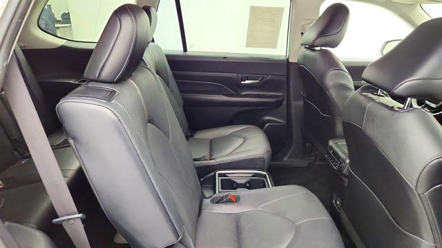 2024 Toyota Grand Highlander Platinum AWD w/ Dashcam - 23028810 - 22
