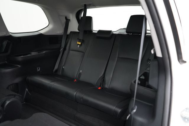 2024 Toyota Grand Highlander XLE - 23079505 - 42