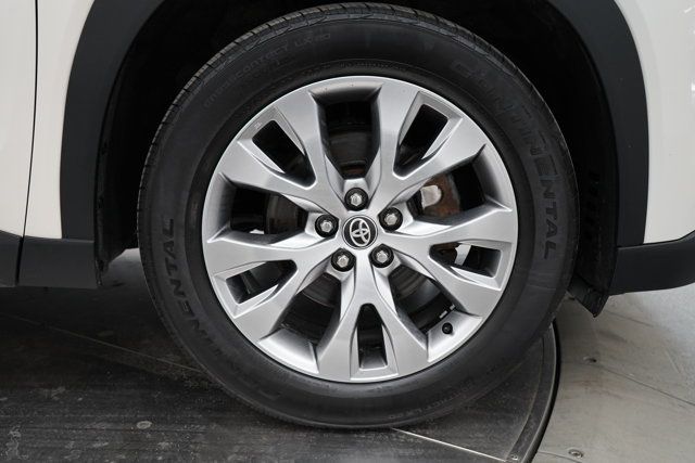 2024 Toyota Grand Highlander XLE - 23079505 - 56