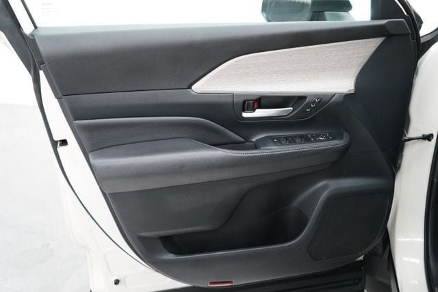 2024 Toyota Grand Highlander XLE - 23079505 - 8