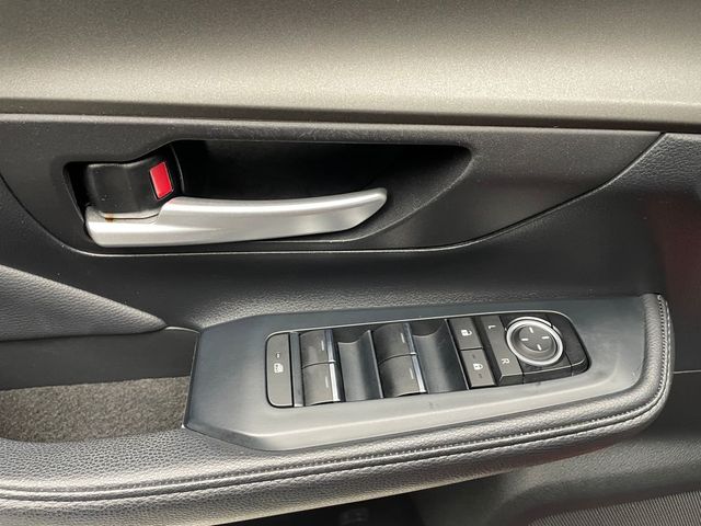 2024 Toyota Grand Highlander XLE AWD - 22926592 - 9
