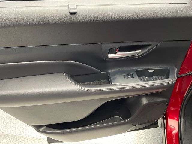 2024 Toyota Grand Highlander XLE AWD - 22926592 - 31