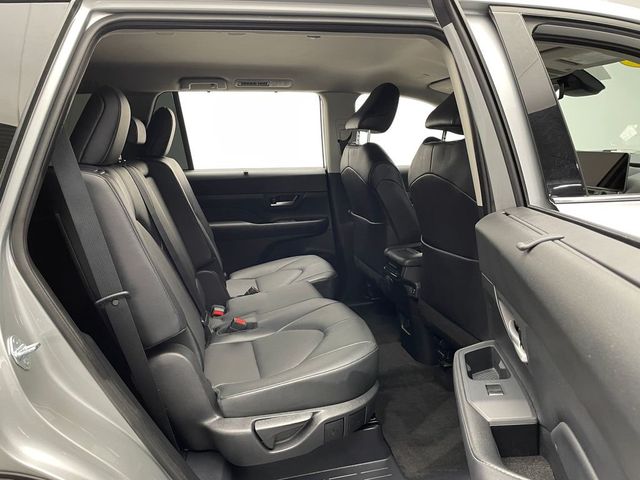 2024 Toyota Grand Highlander XLE AWD - 22951229 - 35