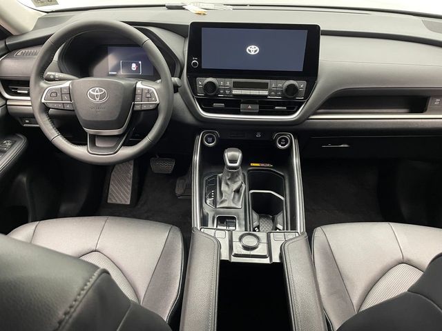 2024 Toyota Grand Highlander XLE AWD - 22973058 - 18