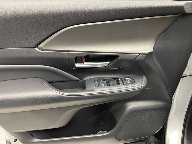 2024 Toyota Grand Highlander XLE AWD - 22973058 - 8