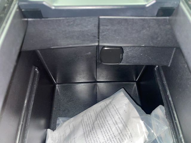 2024 Toyota Grand Highlander XLE AWD - 22975362 - 29