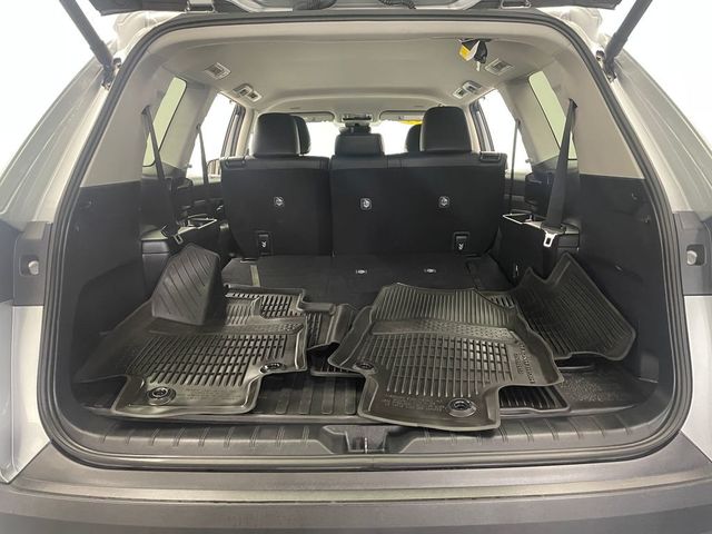 2024 Toyota Grand Highlander XLE AWD - 22975362 - 40