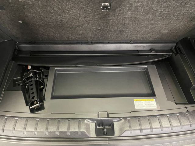 2024 Toyota Grand Highlander XLE AWD - 22975362 - 41