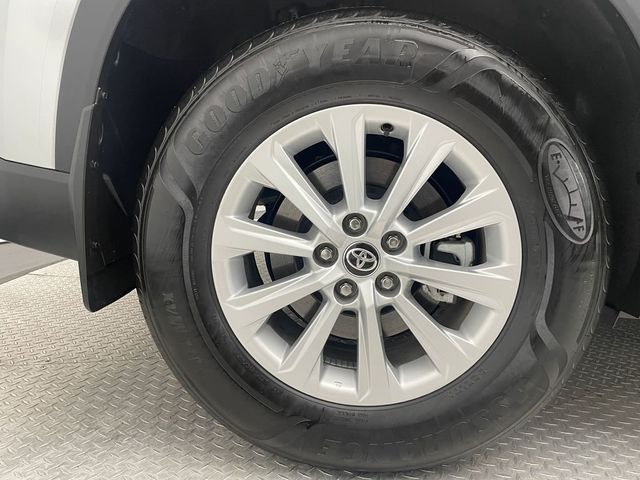 2024 Toyota Grand Highlander XLE AWD - 22975362 - 48