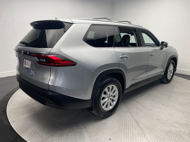 2024 Toyota Grand Highlander XLE AWD - 22975362 - 4