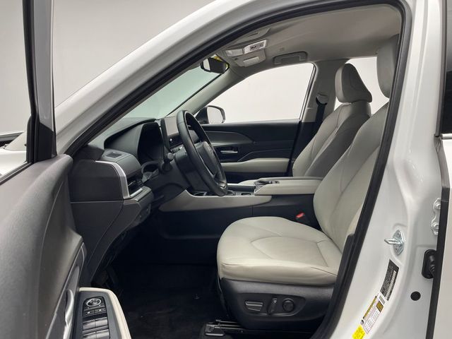 2024 Toyota Grand Highlander XLE AWD - 23013207 - 11