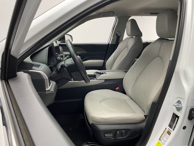 2024 Toyota Grand Highlander XLE AWD - 23013207 - 12