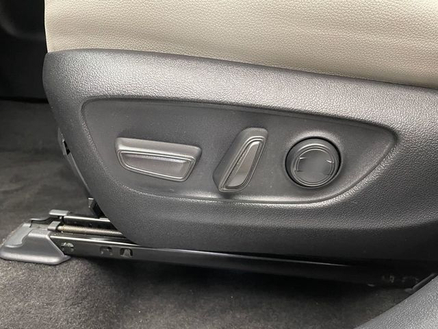 2024 Toyota Grand Highlander XLE AWD - 23013207 - 13