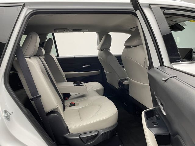 2024 Toyota Grand Highlander XLE AWD - 23013207 - 35