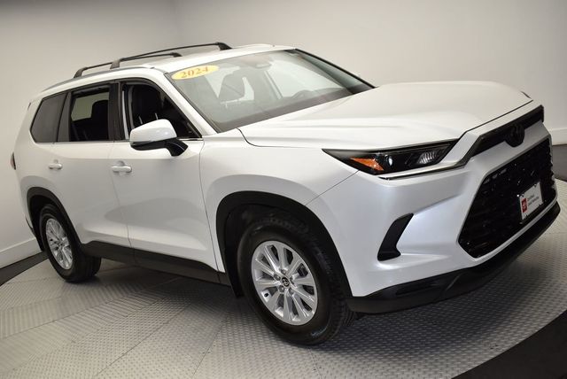 2024 Toyota Grand Highlander XLE AWD - 23024458 - 2