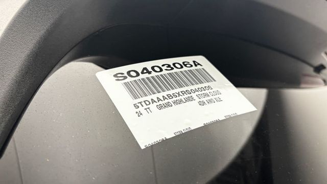2024 Toyota Grand Highlander XLE AWD - 23034745 - 48