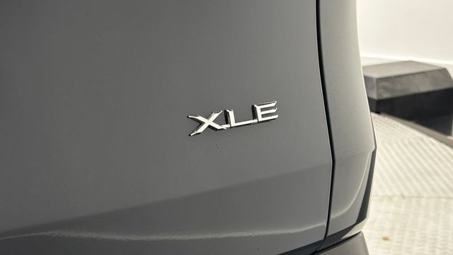 2024 Toyota Grand Highlander XLE AWD - 23034745 - 7