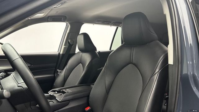 2024 Toyota Grand Highlander XLE AWD - 23034745 - 8
