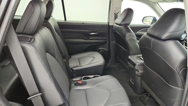 2024 Toyota Grand Highlander XLE AWD - 22950890 - 22