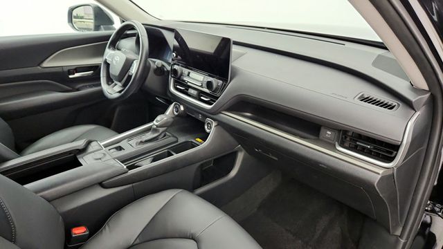 2024 Toyota Grand Highlander XLE AWD - 22950890 - 24