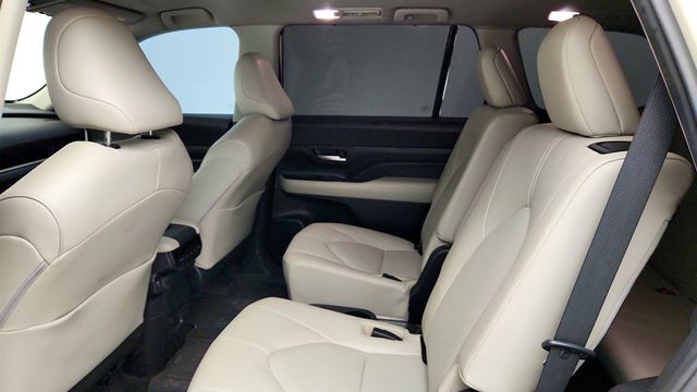 2024 Toyota Grand Highlander XLE AWD - 23029972 - 14