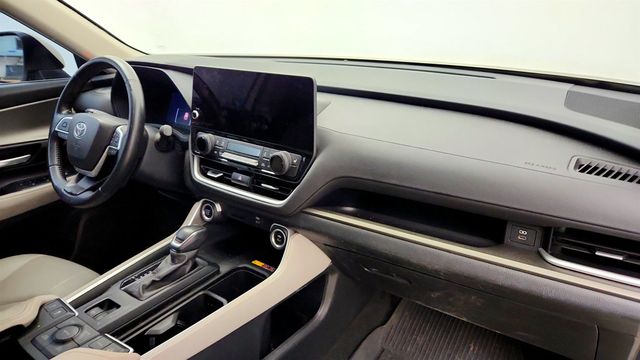 2024 Toyota Grand Highlander XLE AWD - 23029972 - 19