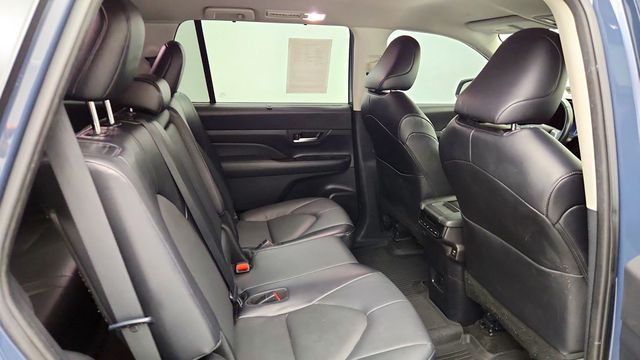 2024 Toyota Grand Highlander XLE AWD - 23099910 - 20