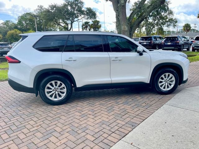 2024 Toyota Grand Highlander XLE FWD - 22934891 - 6