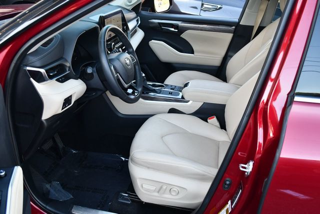 2024 Toyota Highlander Hybrid Limited AWD SUV W/3rd Row Seating - 23094577 - 13